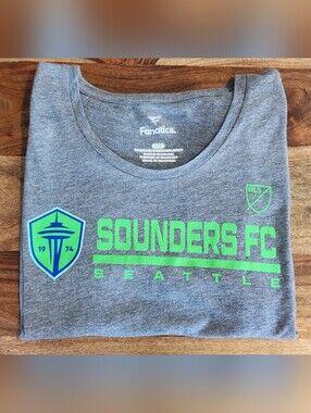 Fanatics Women's Sounders FC Gray T-Shirt